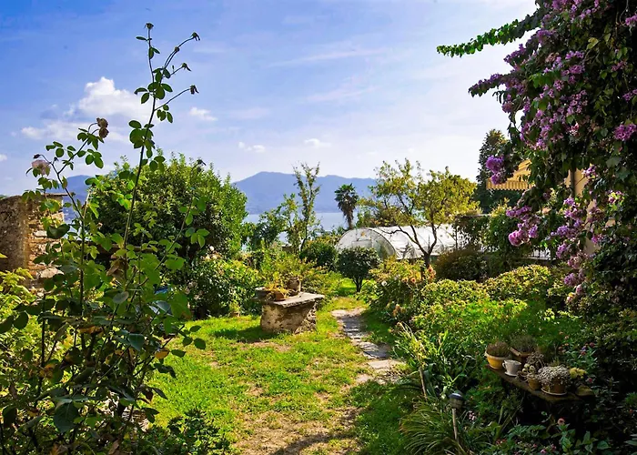 Casa Bougainville Апартаменты Каннобио