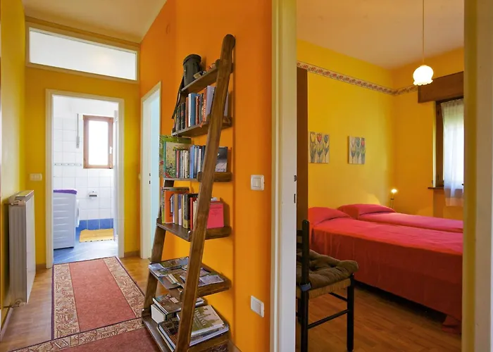 Casa Bougainville Каннобио